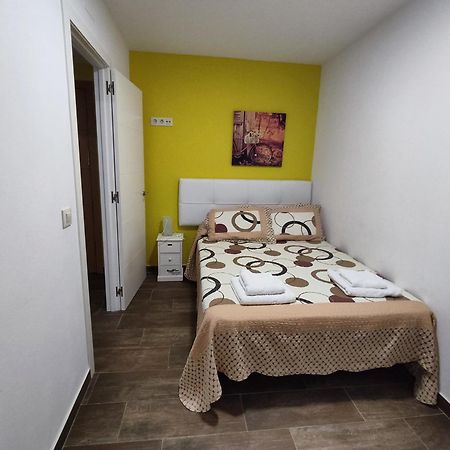 Ro Apartamentos Pampin Ponte Do Porto Exteriör bild