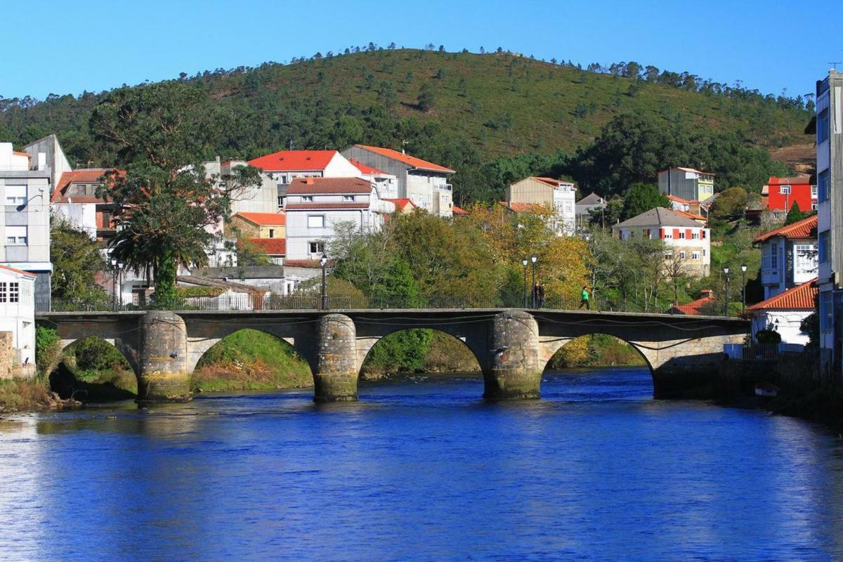 Ro Apartamentos Pampin Ponte Do Porto Exteriör bild